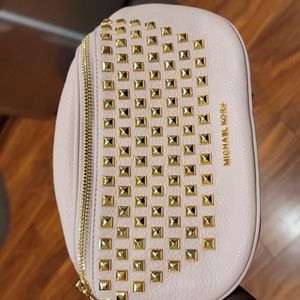 Michael kors fanny pack